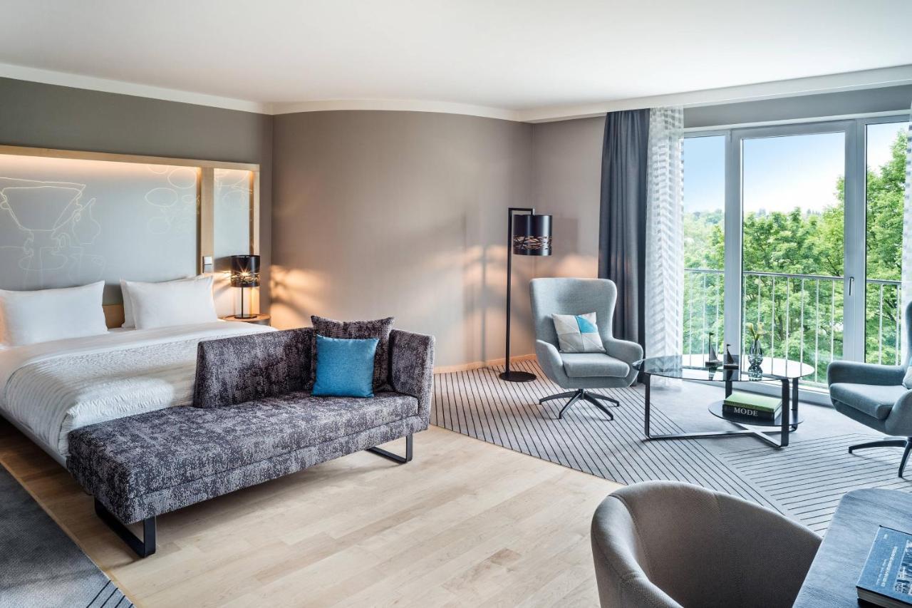 Le Meridien Hamburg-Harburg Exteriör bild Deluxe room