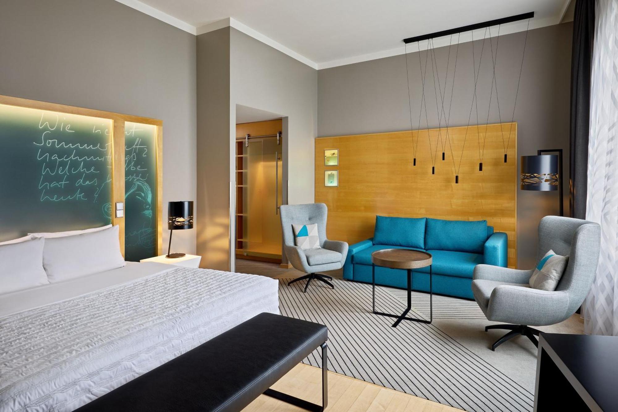 Le Meridien Hamburg-Harburg Exteriör bild Suite
